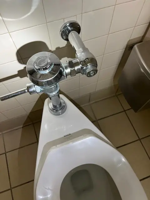 Fixture installation and repair for Garbage Disposal in Galleria